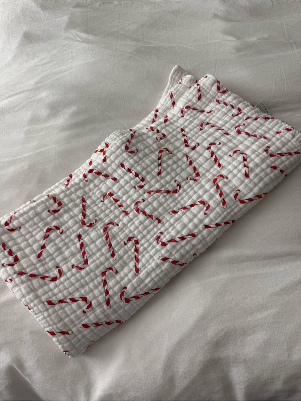 White Candy Cane Nursery Blanket Muslin Swaddle Blankets for Newborns, 47 x 47